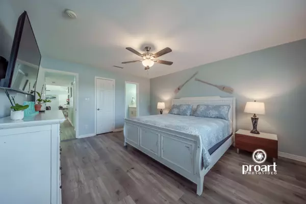 Destin, FL 32541,705 Gulf Shore Dr  #402