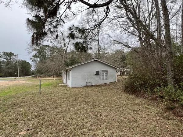 Baker, FL 32531,1827 W Highway 90