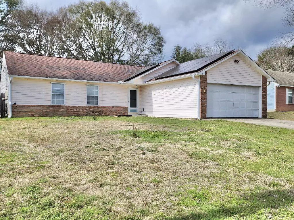 Crestview, FL 32539,113 Nicole Lane