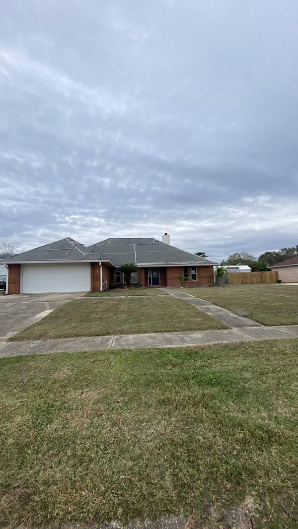 10041 Bristol Park Road,  Cantonment,  FL 32533