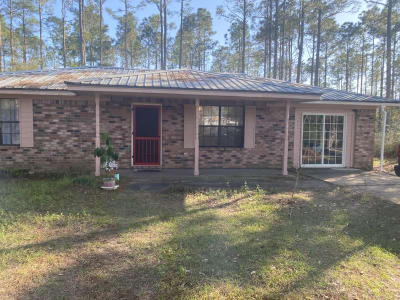 159 Hawthorn Road, Defuniak Springs, FL 32435