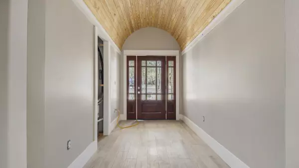 Defuniak Springs, FL 32433,100 Hidden Lakes Trail