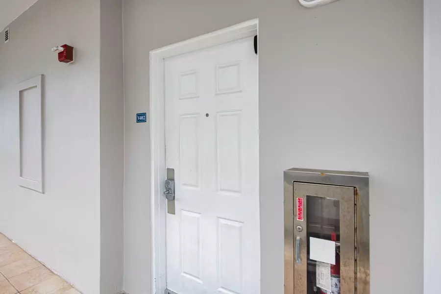 1517 SE Miracle Strip Parkway  #402, Fort Walton Beach, FL 32548