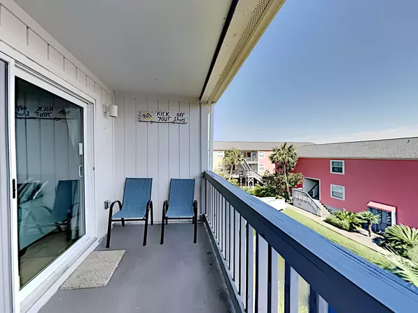 Pensacola Beach, FL 32561,1650 Via Deluna Dr  #A2