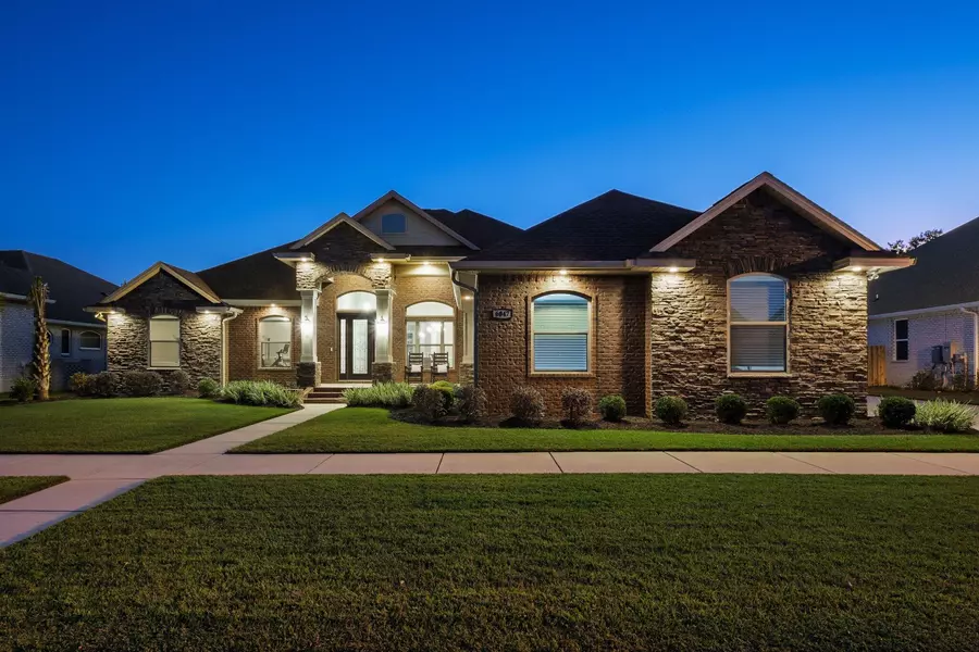 6047 Huntington Creek Boulevard, Pensacola, FL 32526