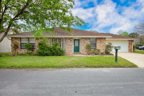 859 Holbrook Circle,  Fort Walton Beach,  FL 32547