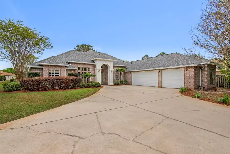 4207 Cougar Circle, Niceville, FL 32578