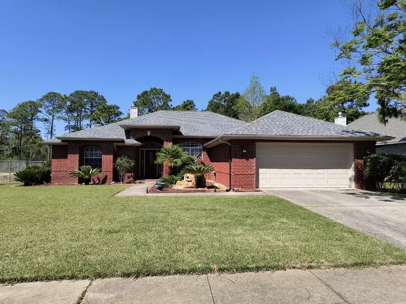 1605 Champagne Avenue, Gulf Breeze, FL 32563