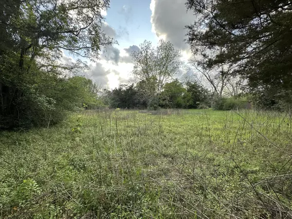 Crestview, FL 32536,3+/- AC Adams Road