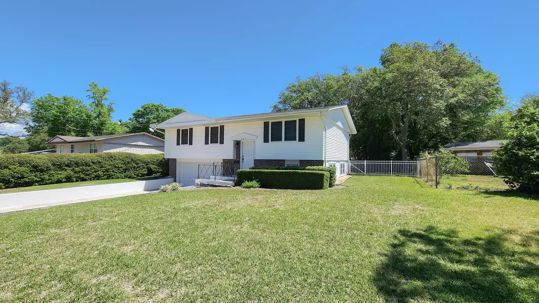 207 Fliva Avenue, Fort Walton Beach, FL 32548