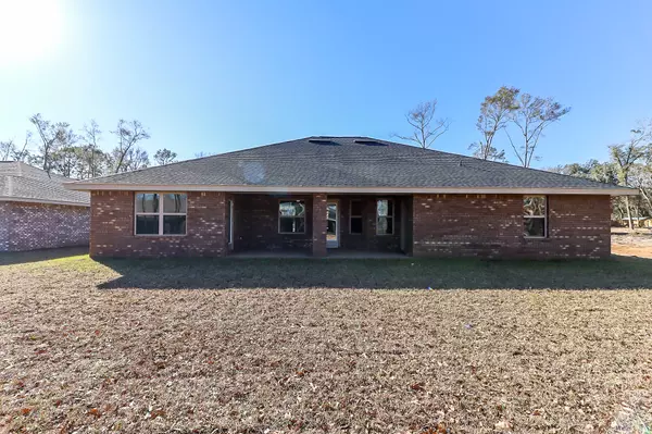 Crestview, FL 32536,5806 Crestlake Drive