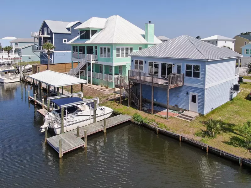 917 Lighthouse Lagoon Court, Panama City Beach, FL 32407