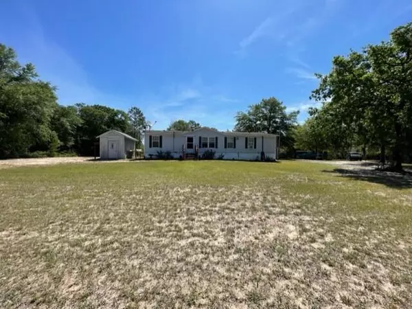 304 Saint James Road, Defuniak Springs, FL 32433