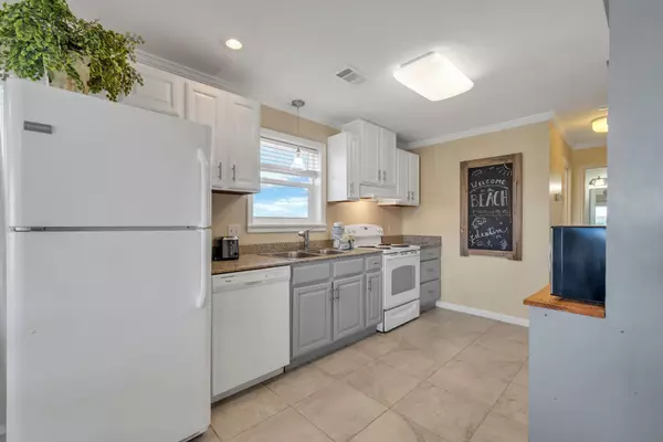 Destin, FL 32541,1006 Highway 98  #UNIT 131