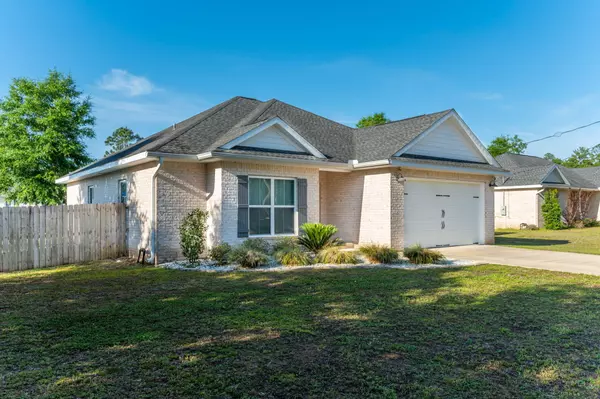 Crestview, FL 32539,4468 Goldfinch Way