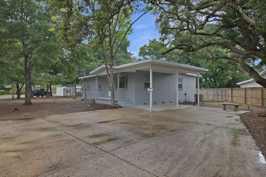 205 NW Moriarty, Fort Walton Beach, FL 32547