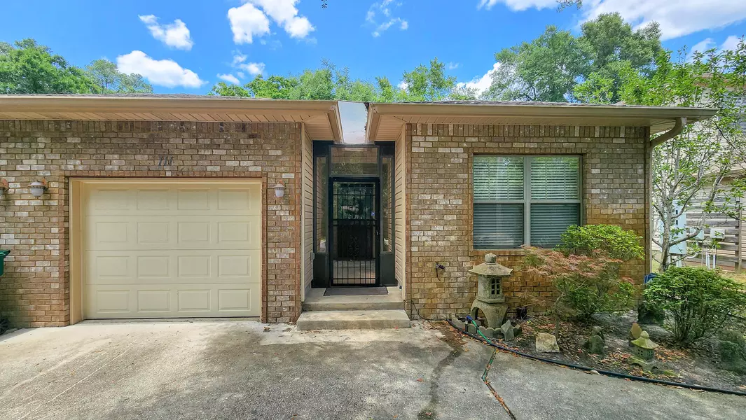 111 Duloft Street, Fort Walton Beach, FL 32547