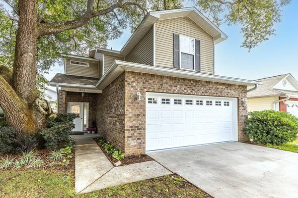 925 Scenic Oak Lane,  Fort Walton Beach,  FL 32547