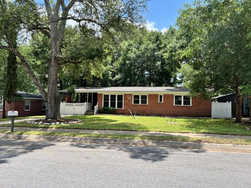 6611 Lee Street, Milton, FL 32570