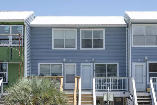 1430 Tina Drive  #7, Navarre, FL 32566