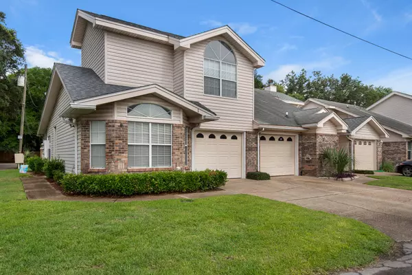 2 Falcon Ridge Lane, Fort Walton Beach, FL 32547