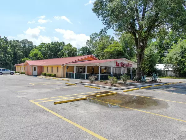 Defuniak Springs, FL 32435,1317 S Us Highway 331