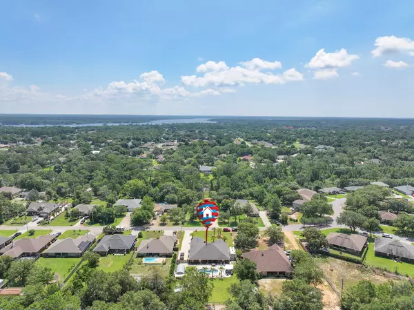 Navarre, FL 32566,2911 Paso De Vivoz