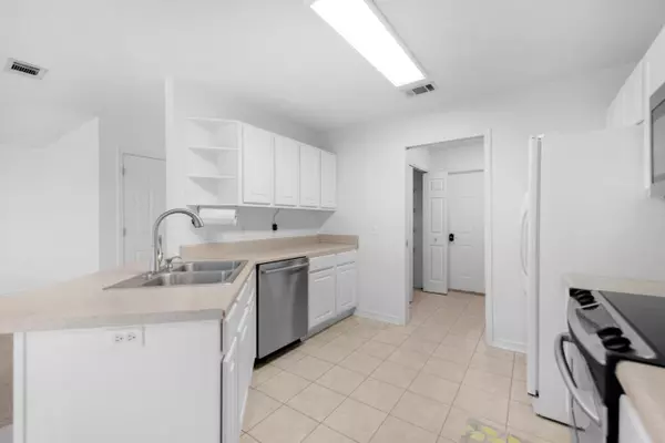 Shalimar, FL 32579,45 3Rd Street