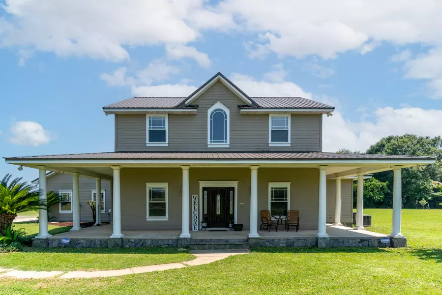 1270 Charlie Day Road, Baker, FL 32531