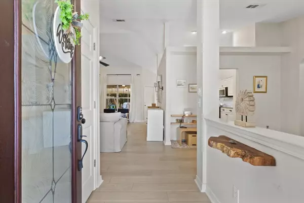 Navarre, FL 32566,1705 Turkey Oak Drive