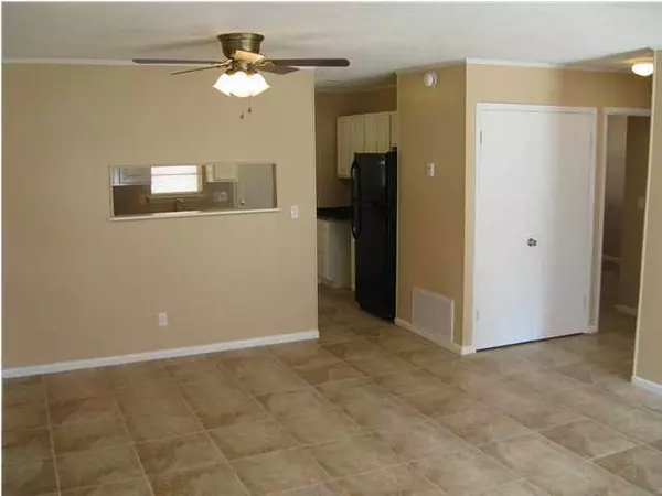 Niceville, FL 32578,537 Hickory Avenue  #B