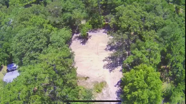 Defuniak Springs, FL 32433,1099 Kings Lake Boulevard