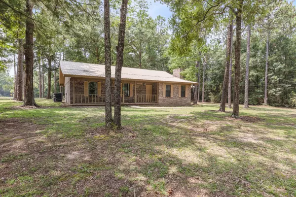 Crestview, FL 32536,5801 Wildwood Road