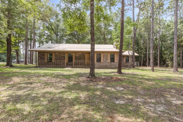 Crestview, FL 32536,5801 Wildwood Road