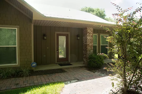 Fort Walton Beach, FL 32548,201 SE Alconese Avenue