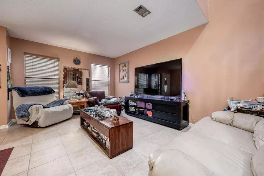 93 4Th Avenue  #UNIT A, Shalimar, FL 32579