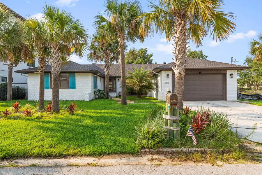 3352 Edgewater Drive, Gulf Breeze, FL 32563