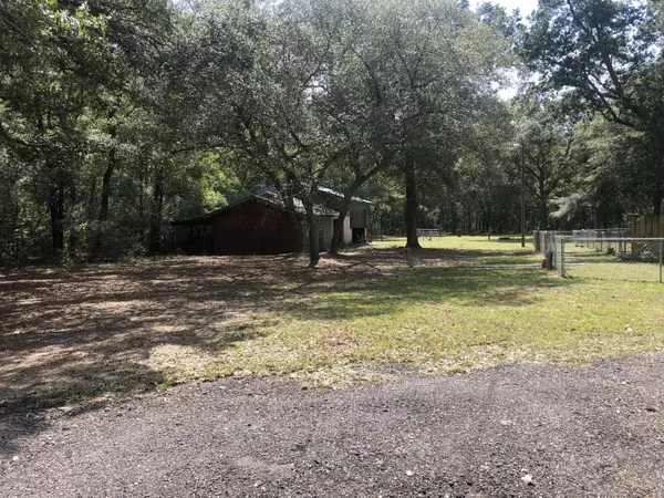 Defuniak Springs, FL 32433,261 Roberts Road