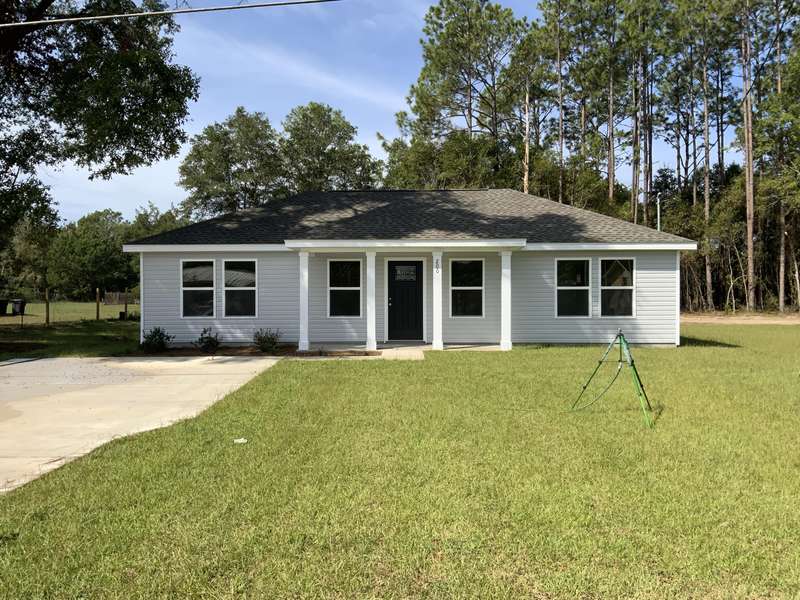 200 S Norwood Road, Defuniak Springs, FL 32435