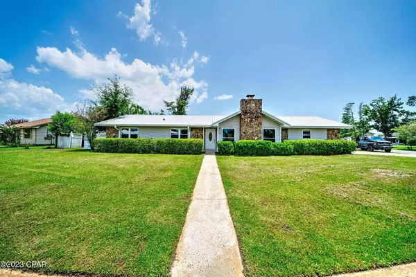 331 Floyd Drive, Lynn Haven, FL 32444