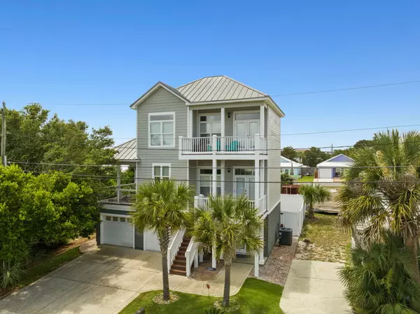 207 Lahan Boulevard, Panama City Beach, FL 32413