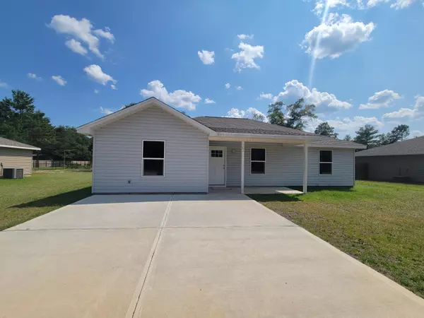 142 Shorey Drive, Defuniak Springs, FL 32433