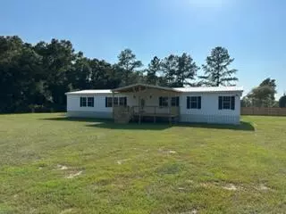 4794 Griffith Road, Holt, FL 32564