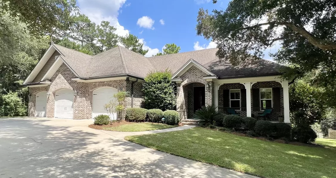 8017 Fox Head Branch Trail Trail, Niceville, FL 32578