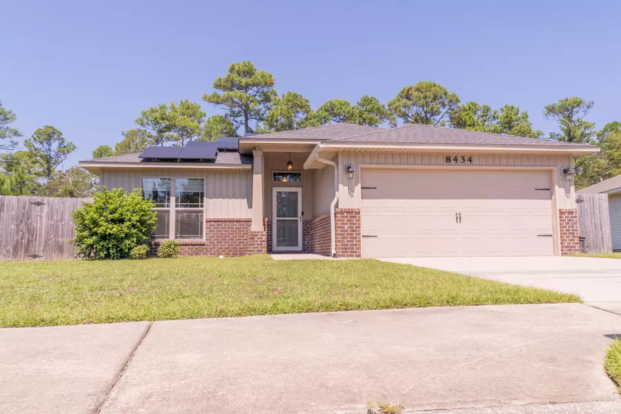 8434 Island Drive, Navarre, FL 32566