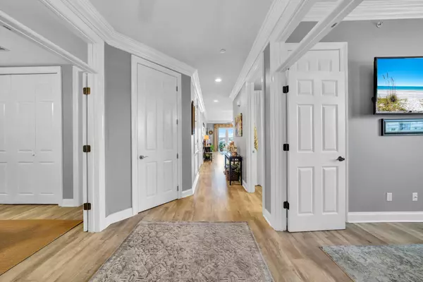 Destin, FL 32541,602 Harbor Boulevard  #UNIT 204