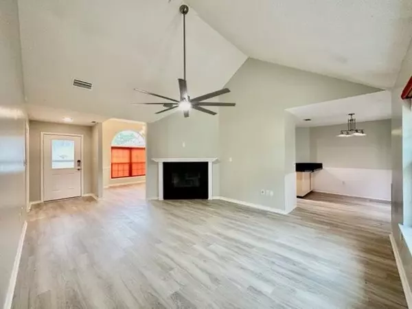 Mary Esther, FL 32569,519 E Timberlake Drive