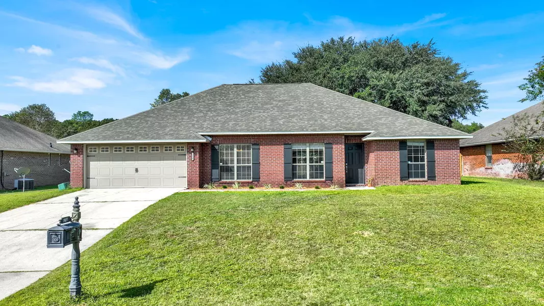 5228 Moore Loop, Crestview, FL 32536