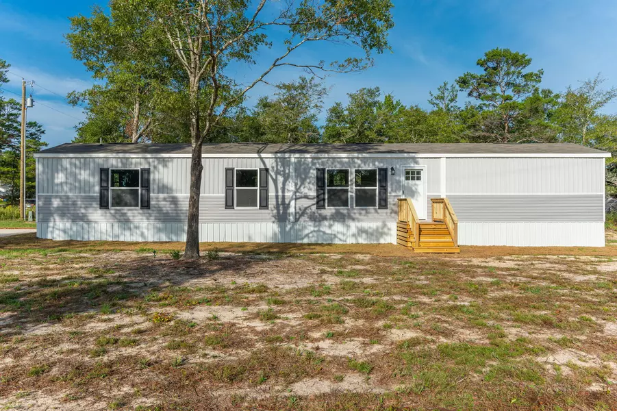 24 W Oleander Avenue, Defuniak Springs, FL 32433