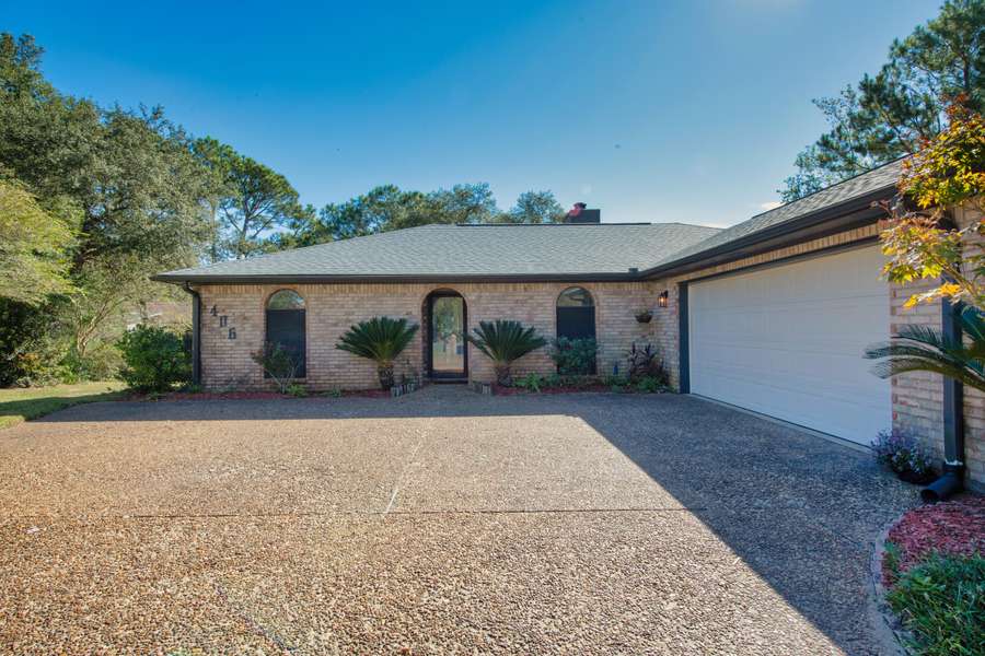 406 Bunker Hill Drive, Pensacola, FL 32506